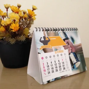Calendário de Mesa 12 páginas -Couche 150g - 4x4 - 148x198mm - 10 unidades